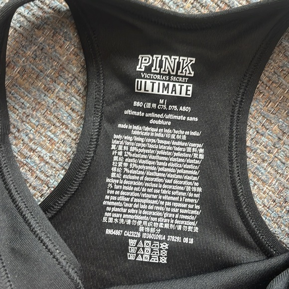 Victoria’s Secret Pink NWT Unlined Ultimate Sports Bra - Picture 2 of 4